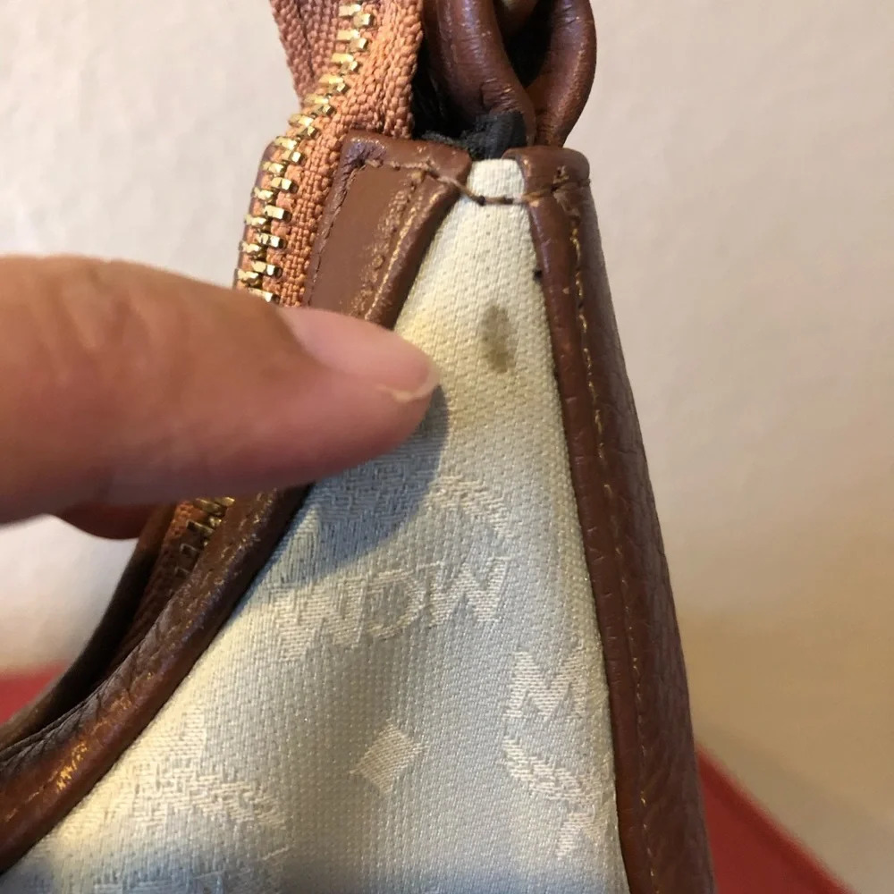 MCM Hobo - Picture 7 of 16